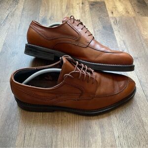 Vintage Men's Georgio Brutini Brown Lace Up Dress Shoes
Made In Italy